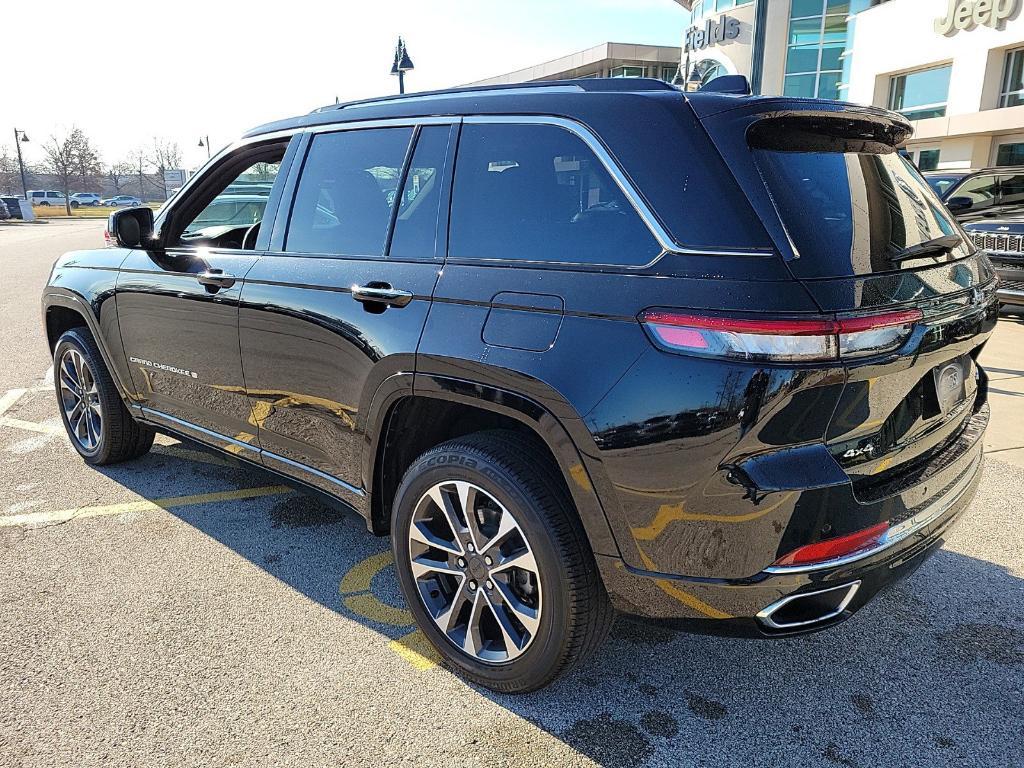 used 2023 Jeep Grand Cherokee car, priced at $42,594