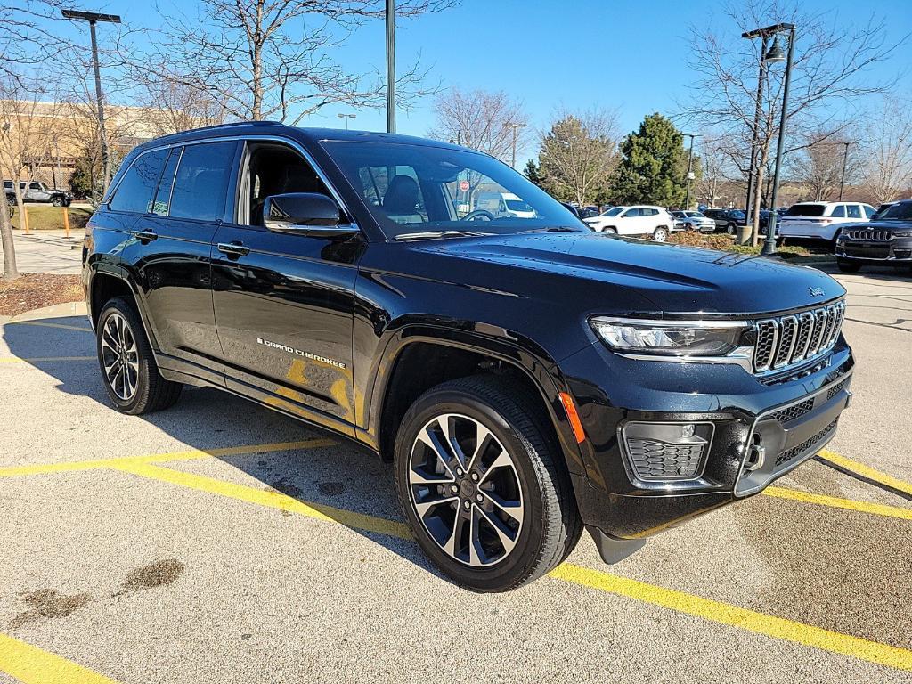 used 2023 Jeep Grand Cherokee car, priced at $42,594