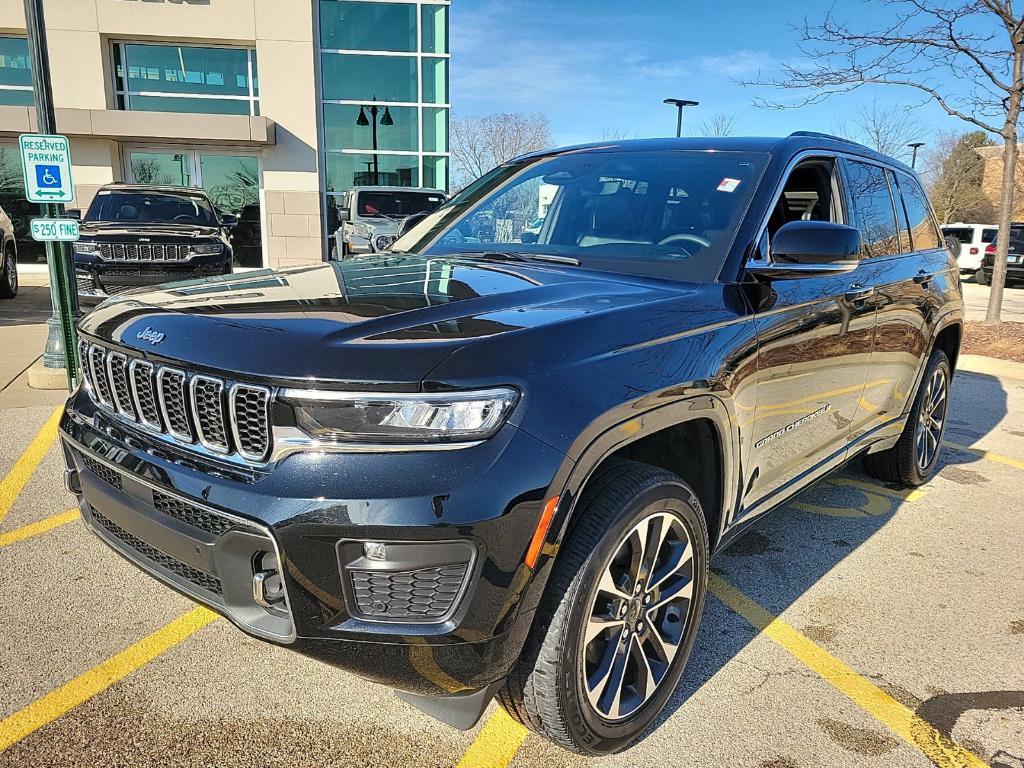 used 2023 Jeep Grand Cherokee car, priced at $42,594