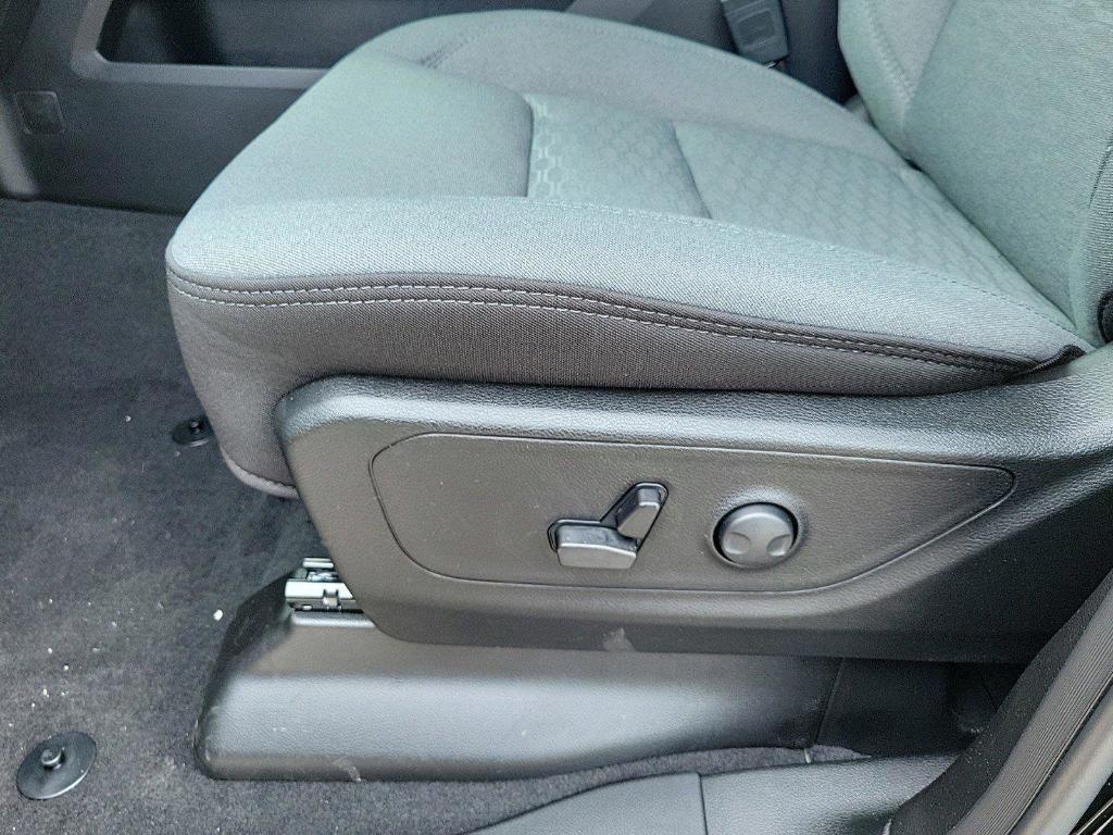 new 2025 Ram 1500 car, priced at $51,088