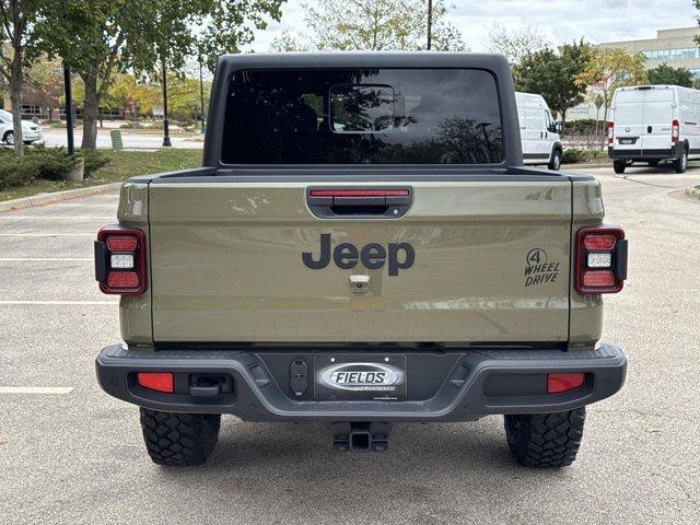 new 2025 Jeep Gladiator car, priced at $53,370