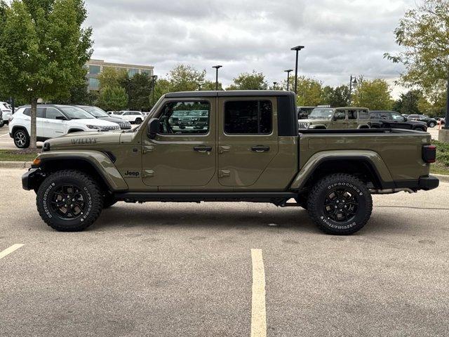 new 2025 Jeep Gladiator car, priced at $53,370