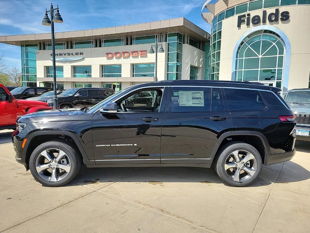 new 2024 Jeep Grand Cherokee L car, priced at $47,835