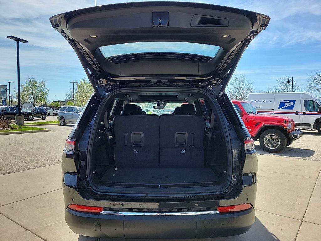 new 2024 Jeep Grand Cherokee L car, priced at $47,835