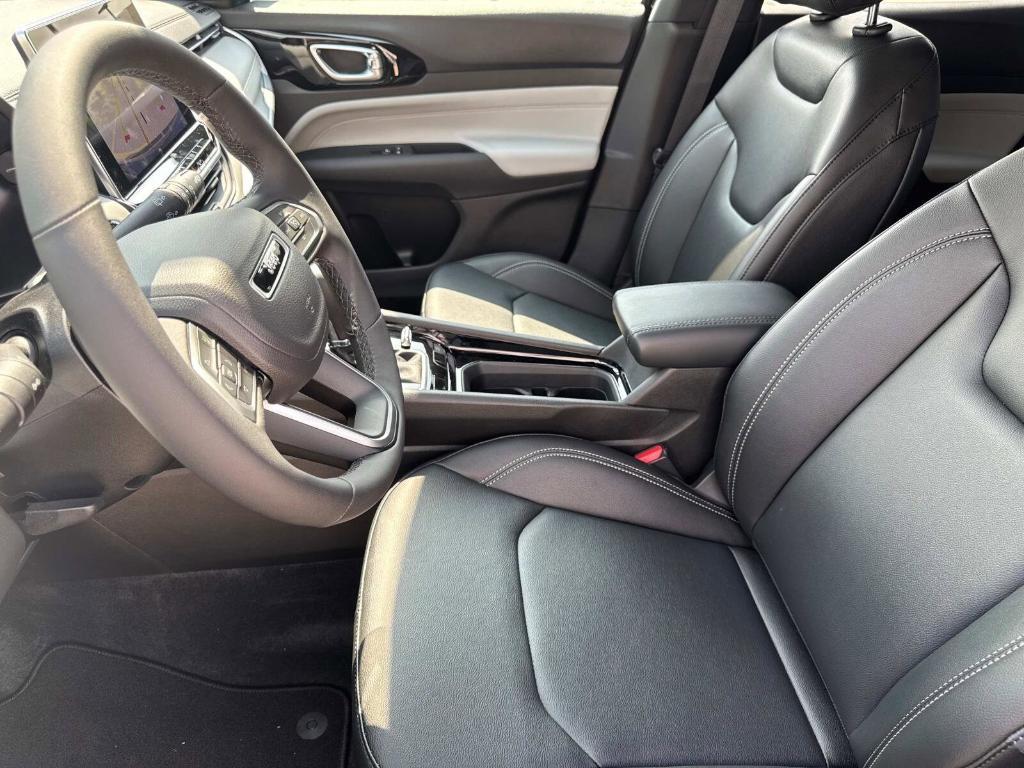 new 2025 Jeep Compass car, priced at $32,743