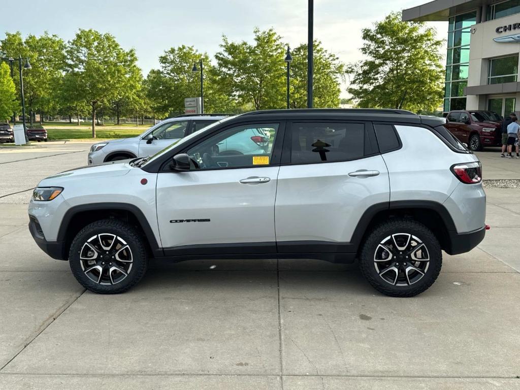 used 2024 Jeep Compass car, priced at $26,990