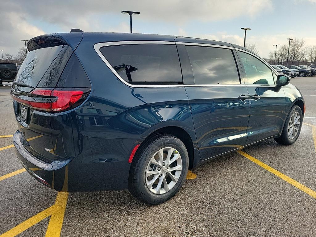 new 2025 Chrysler Pacifica car, priced at $43,147