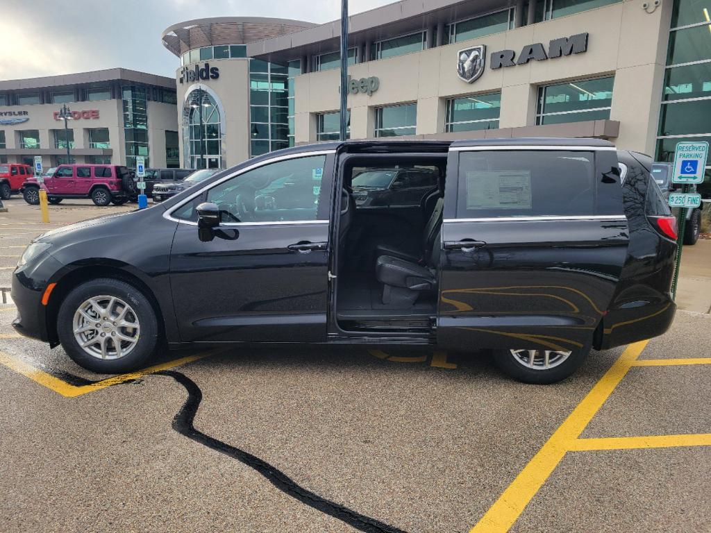 new 2025 Chrysler Voyager car, priced at $40,190