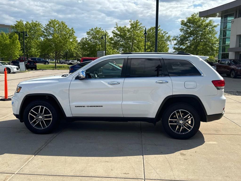 used 2017 Jeep Grand Cherokee car, priced at $17,488