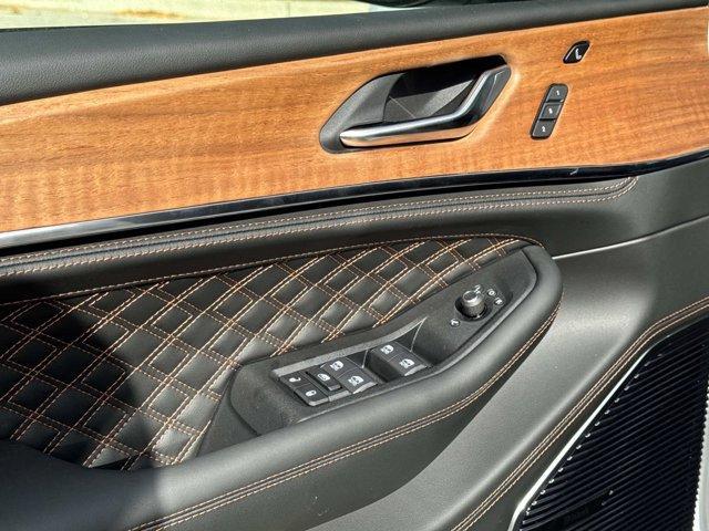 new 2025 Jeep Grand Cherokee car, priced at $61,318