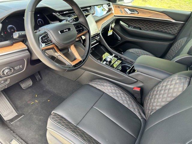 new 2025 Jeep Grand Cherokee car, priced at $61,318