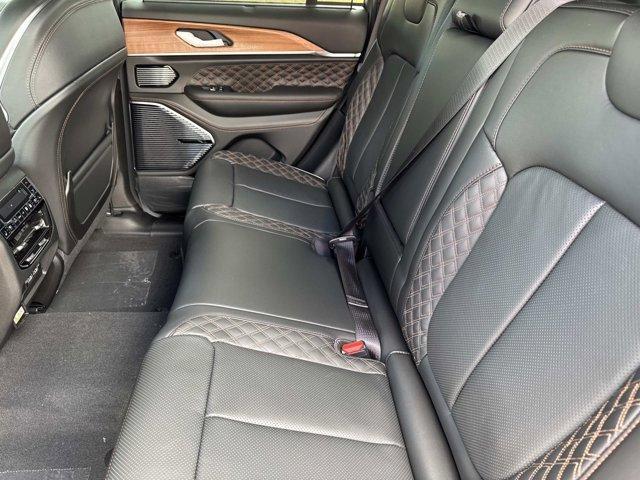 new 2025 Jeep Grand Cherokee car, priced at $61,318