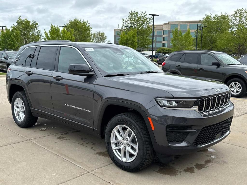 new 2025 Jeep Grand Cherokee car, priced at $41,272