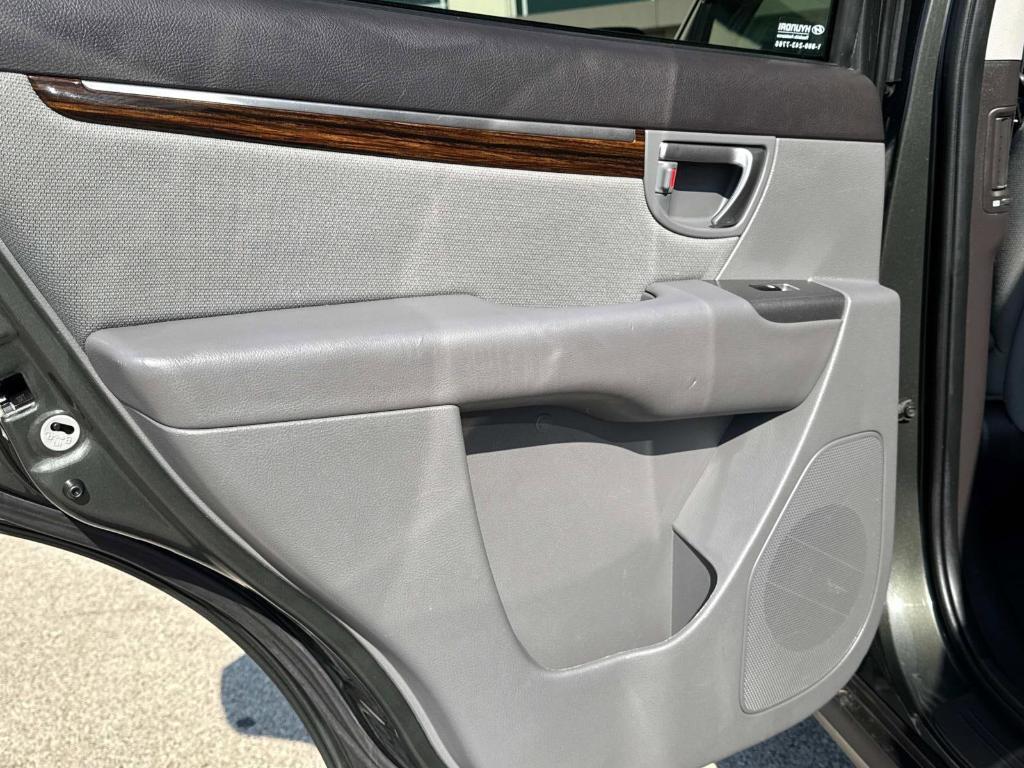 used 2012 Hyundai Santa Fe car, priced at $9,992