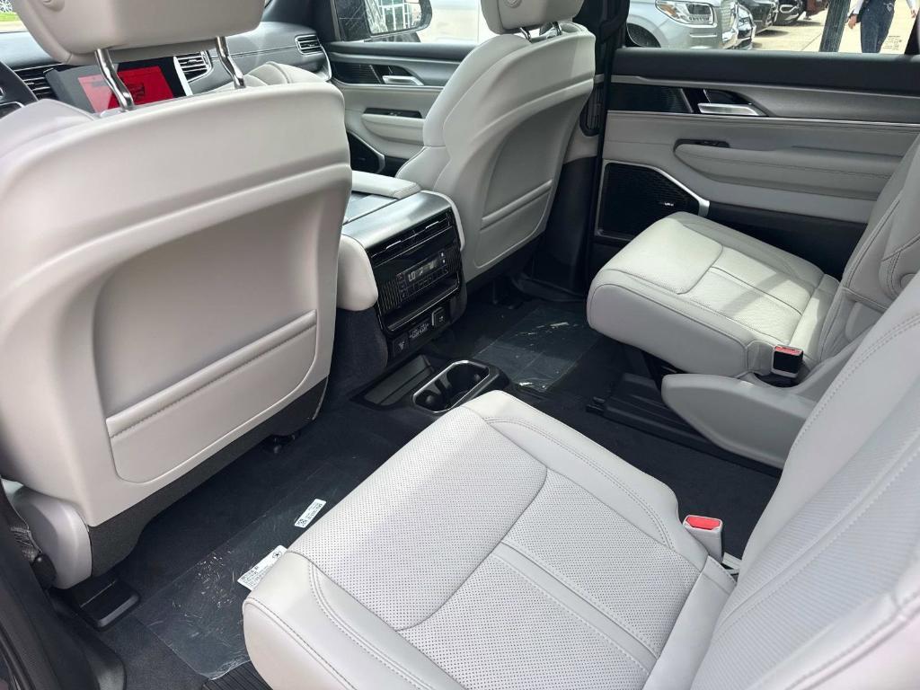 new 2025 Jeep Wagoneer car, priced at $71,026