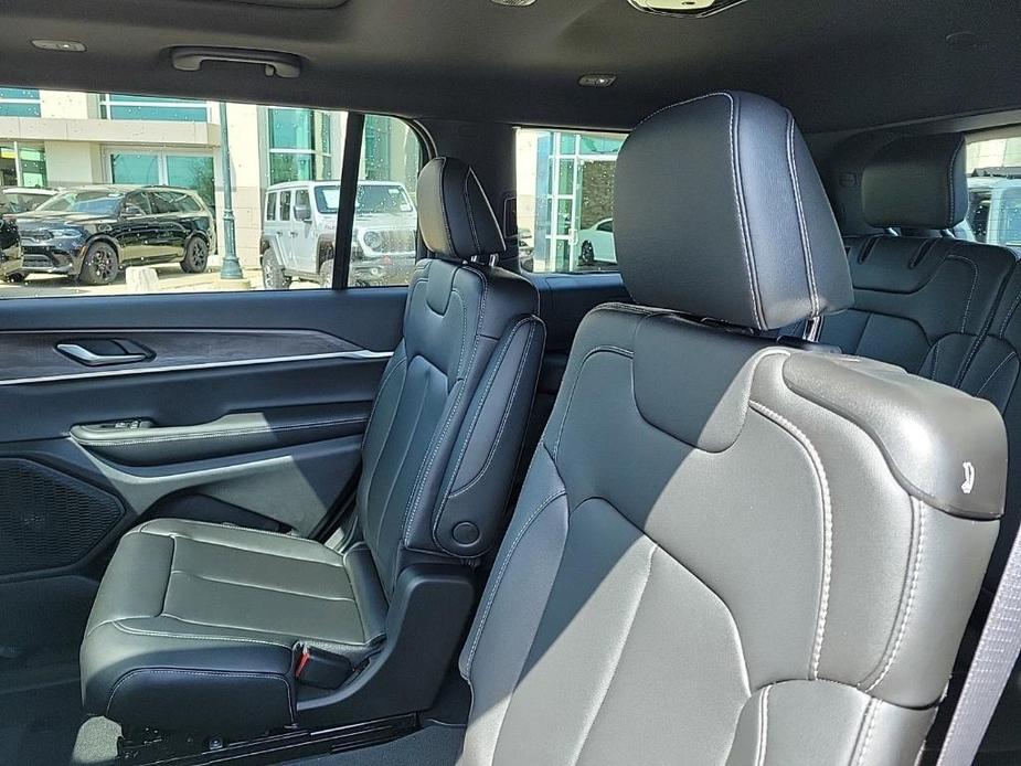 new 2024 Jeep Grand Cherokee L car, priced at $48,910