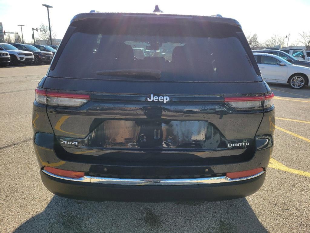 used 2024 Jeep Grand Cherokee car, priced at $41,463