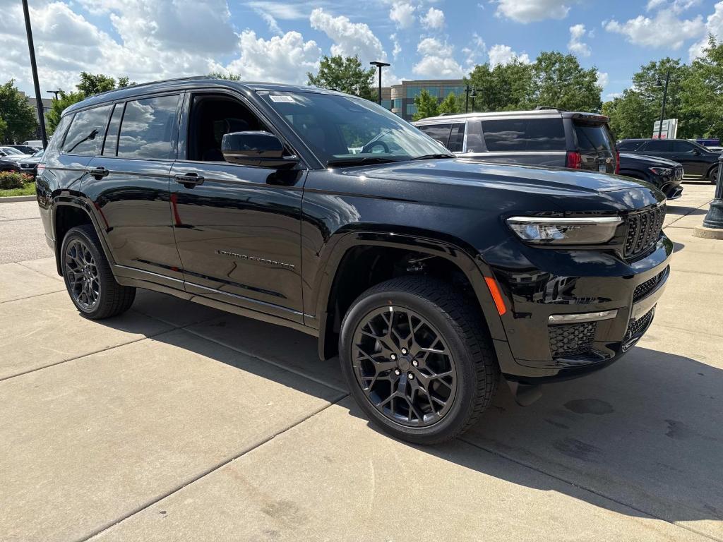 new 2025 Jeep Grand Cherokee L car, priced at $61,336