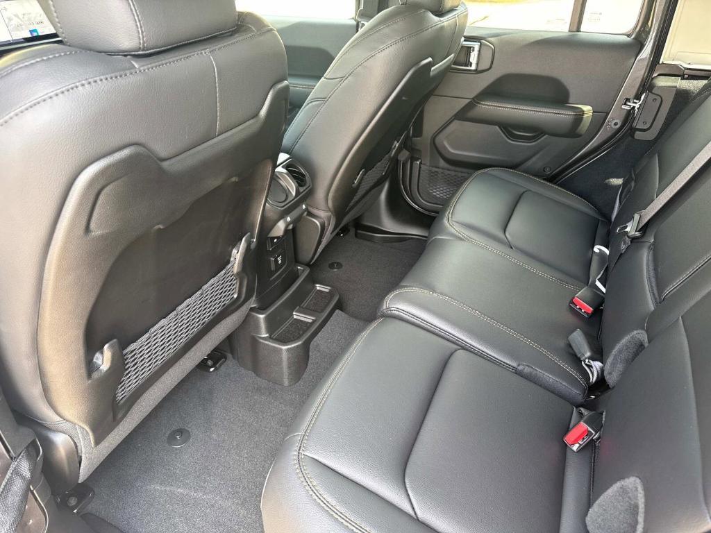 new 2025 Jeep Wrangler car, priced at $55,922