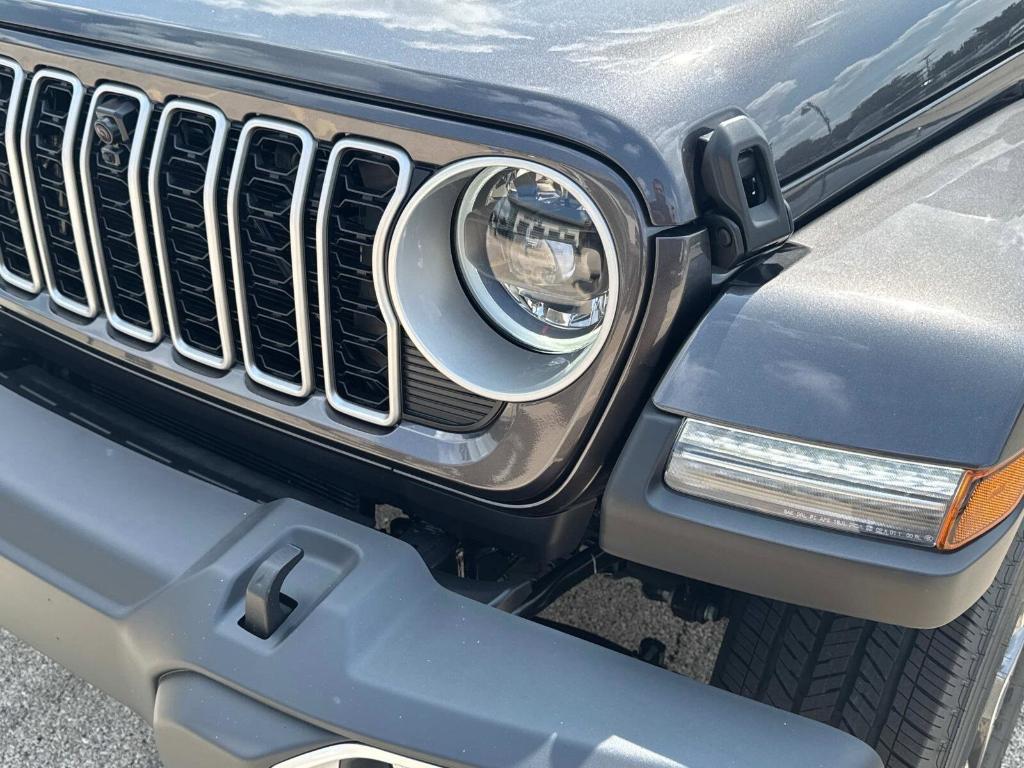new 2025 Jeep Wrangler car, priced at $55,922
