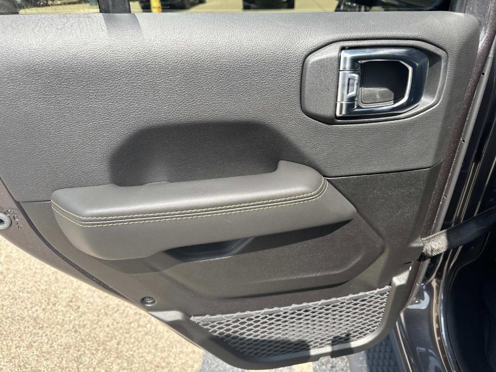 new 2025 Jeep Wrangler car, priced at $55,922