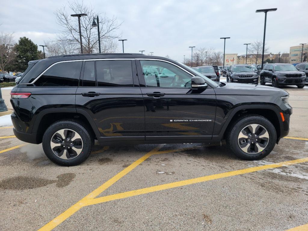 new 2025 Jeep Grand Cherokee 4xe car, priced at $55,158