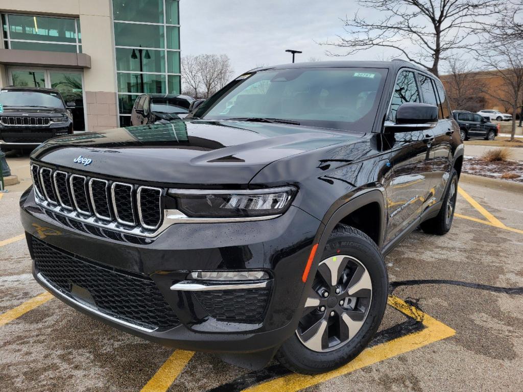 new 2025 Jeep Grand Cherokee 4xe car, priced at $55,158