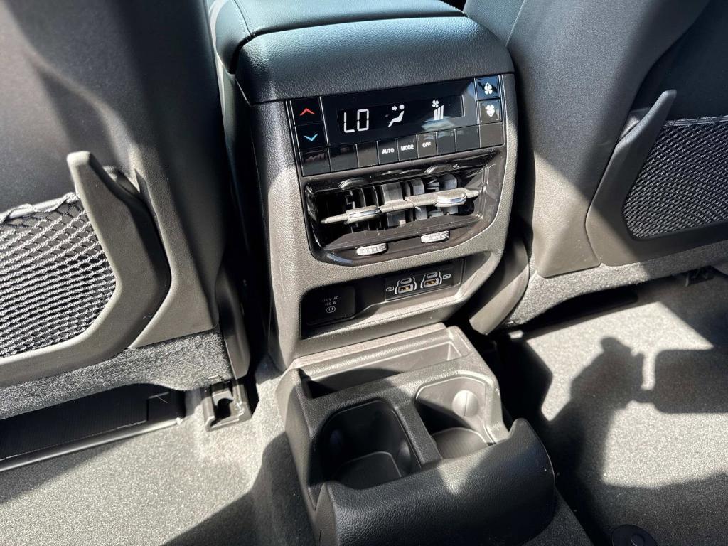 new 2025 Jeep Grand Cherokee L car, priced at $42,929