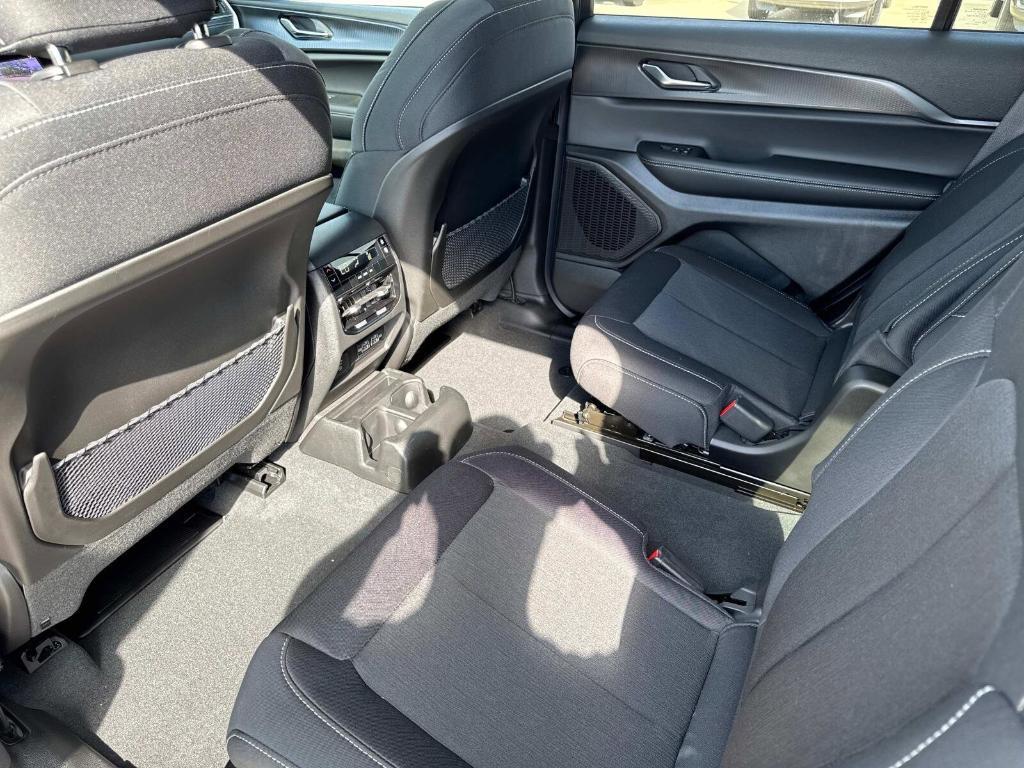 new 2025 Jeep Grand Cherokee L car, priced at $42,929