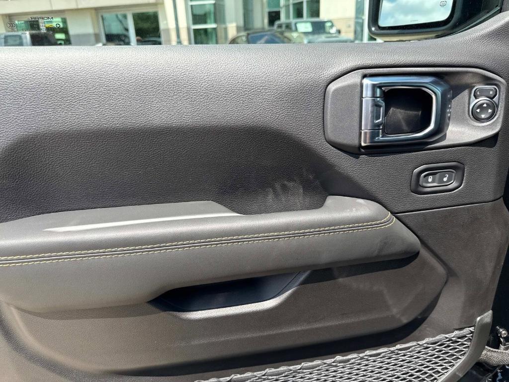 new 2025 Jeep Wrangler car, priced at $55,922