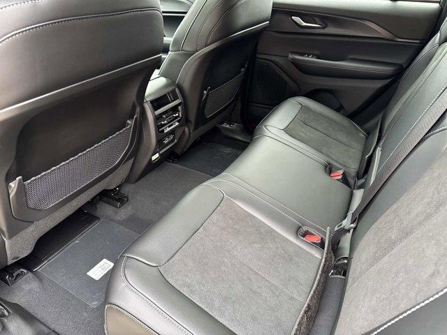 new 2025 Jeep Grand Cherokee car, priced at $43,446