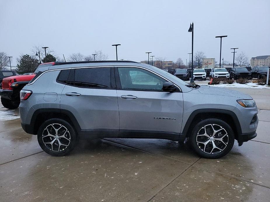 new 2024 Jeep Compass car, priced at $30,476