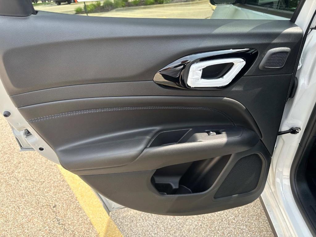 new 2025 Jeep Compass car, priced at $35,143
