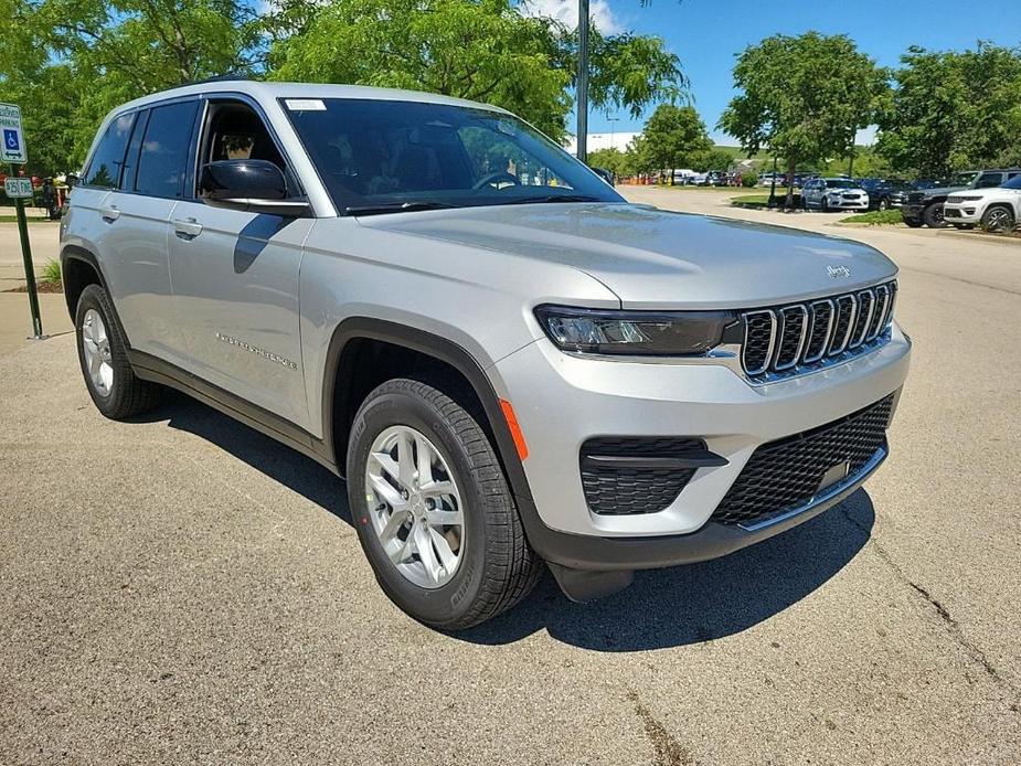 new 2024 Jeep Grand Cherokee car, priced at $40,770