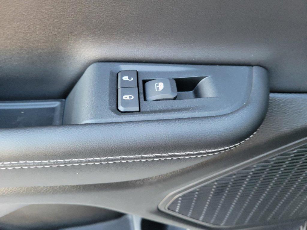 new 2025 Jeep Grand Cherokee L car, priced at $42,729