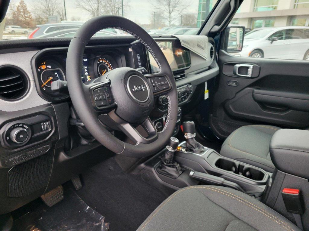 new 2025 Jeep Wrangler car, priced at $46,877