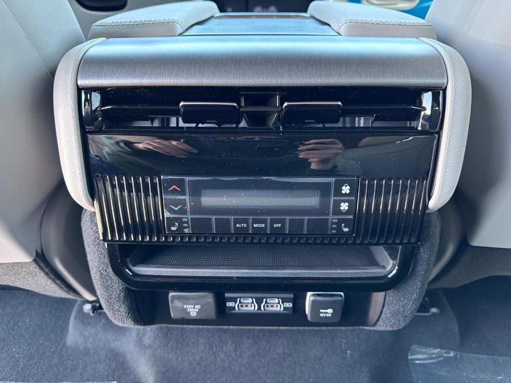 new 2025 Jeep Wagoneer car, priced at $68,091