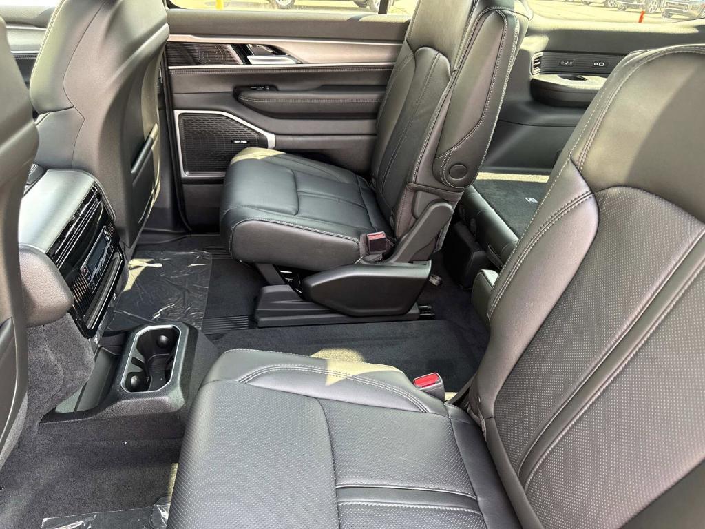new 2025 Jeep Wagoneer car, priced at $71,026