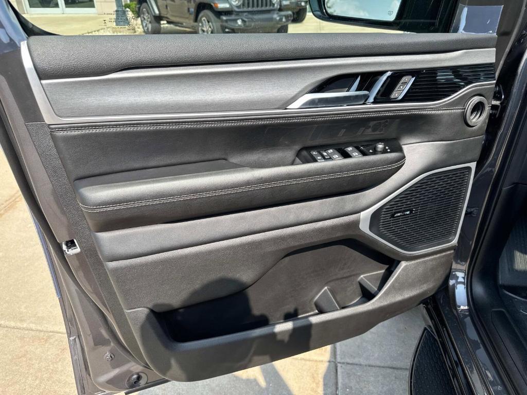 new 2025 Jeep Wagoneer car, priced at $71,026