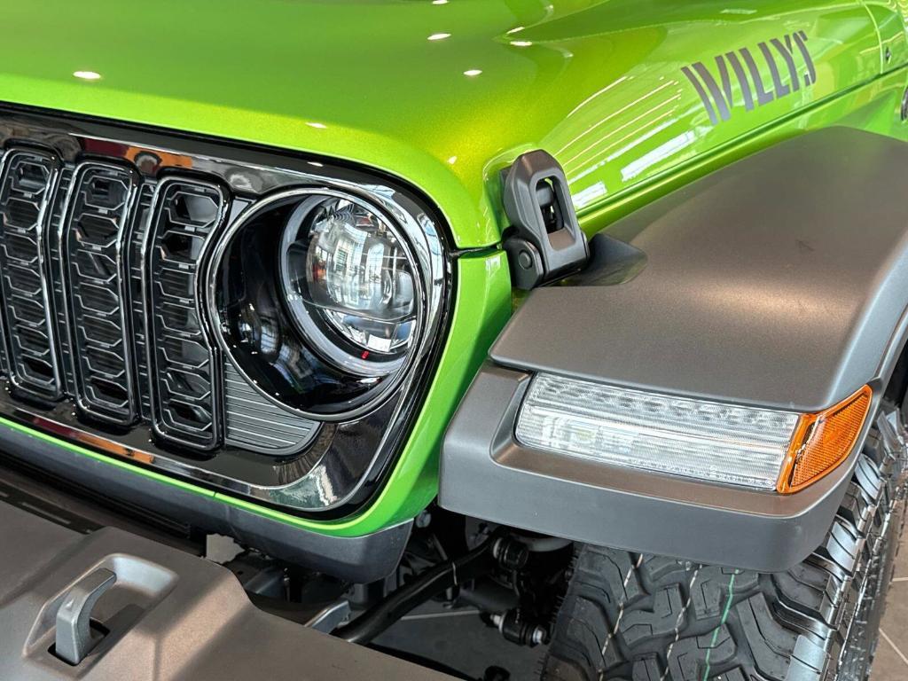 new 2025 Jeep Wrangler car, priced at $51,680