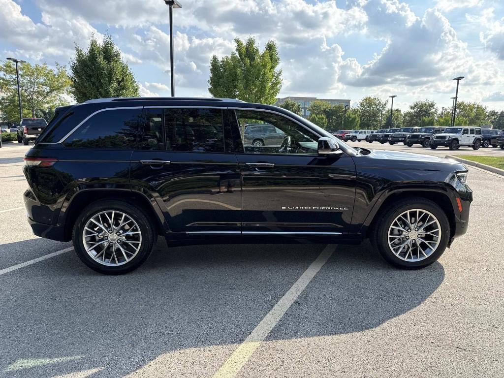 used 2022 Jeep Grand Cherokee car, priced at $41,590