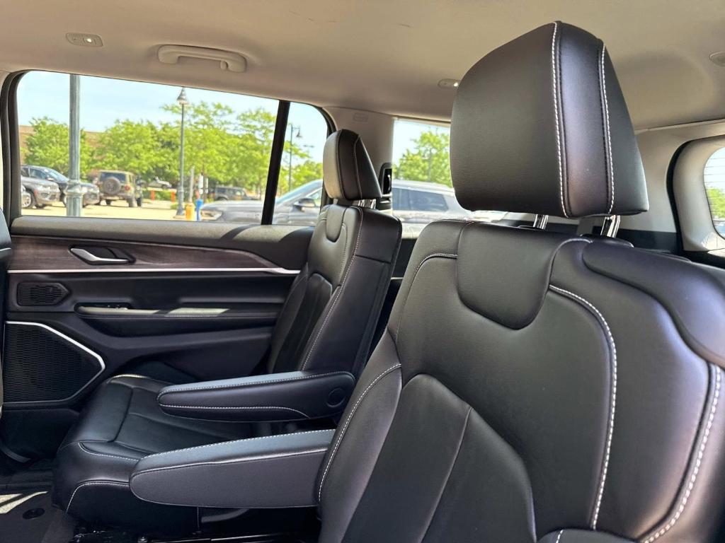 used 2021 Jeep Grand Cherokee L car, priced at $27,990
