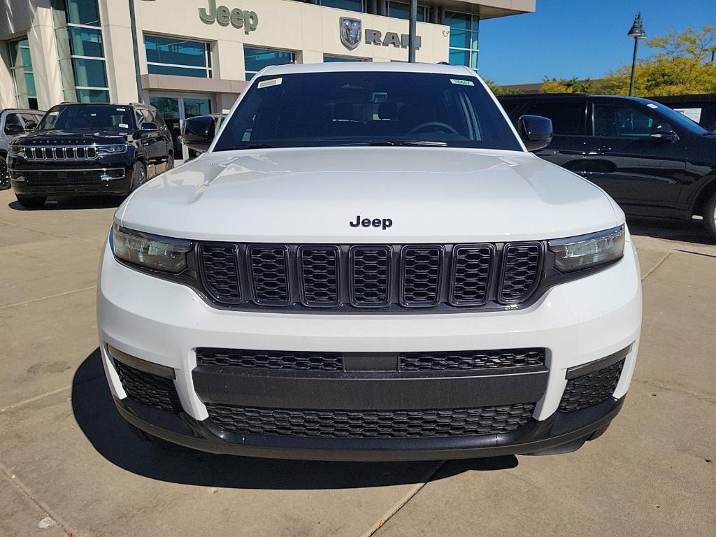 new 2025 Jeep Grand Cherokee L car, priced at $49,840