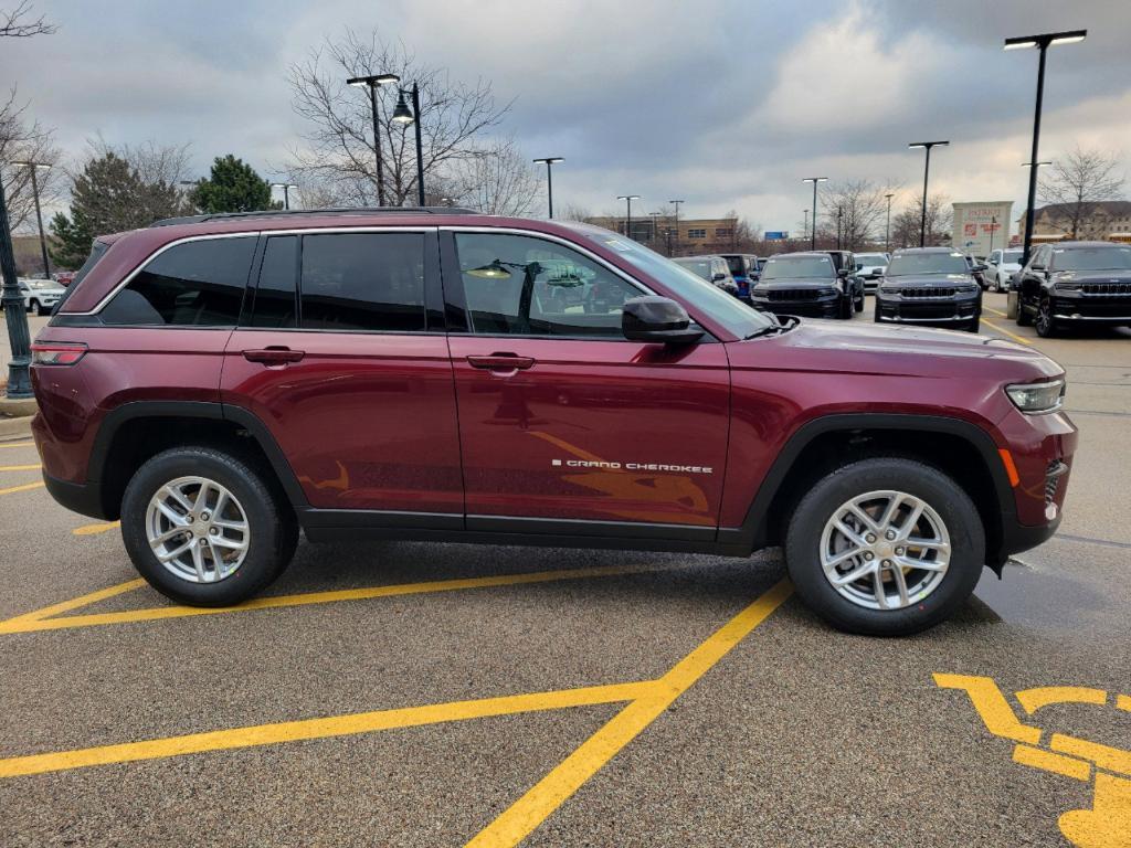 new 2025 Jeep Grand Cherokee car, priced at $39,770