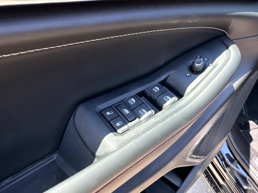 new 2025 Jeep Grand Cherokee L car, priced at $59,652
