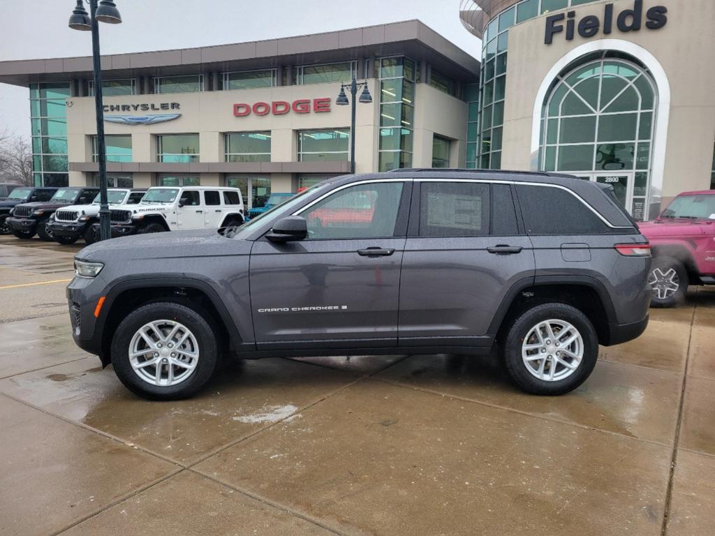 new 2025 Jeep Grand Cherokee car, priced at $39,770