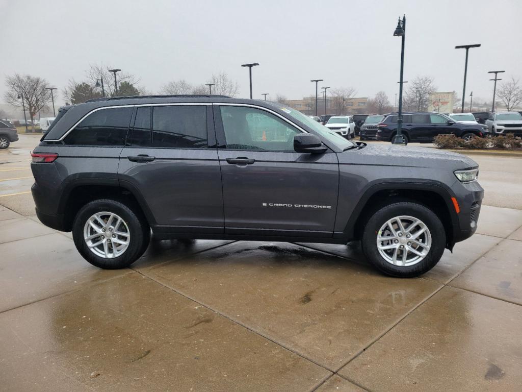 new 2025 Jeep Grand Cherokee car, priced at $39,770