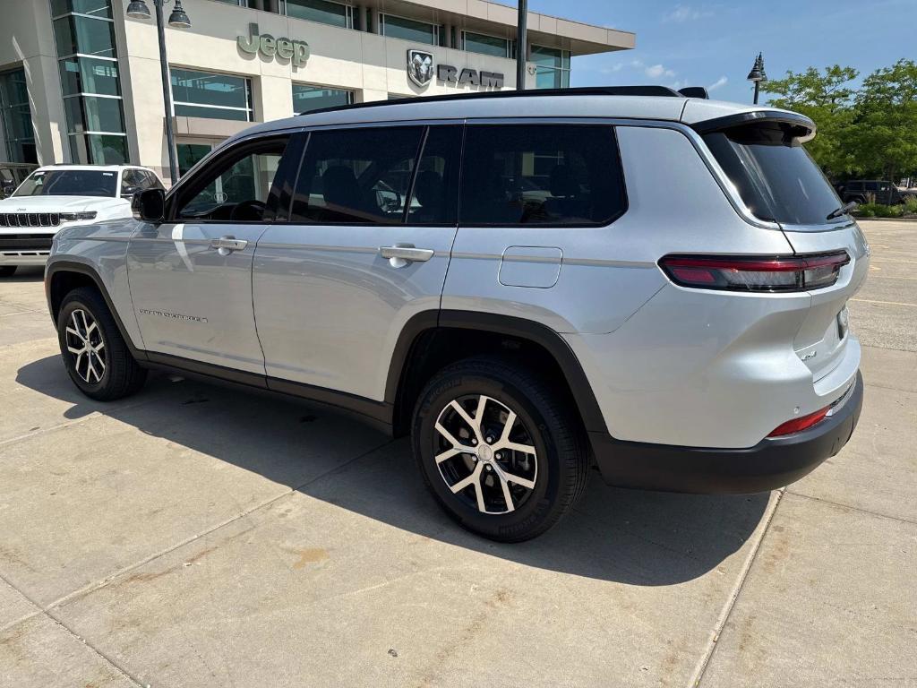 used 2024 Jeep Grand Cherokee L car, priced at $36,990