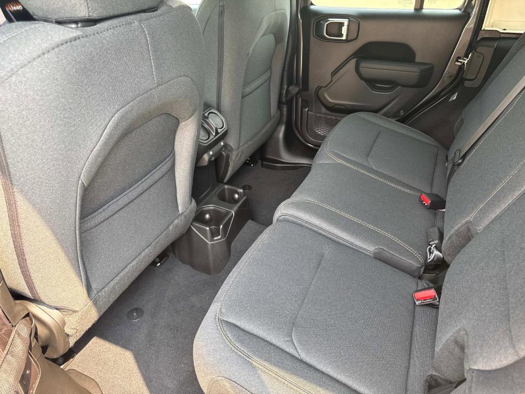 new 2025 Jeep Wrangler car, priced at $49,580