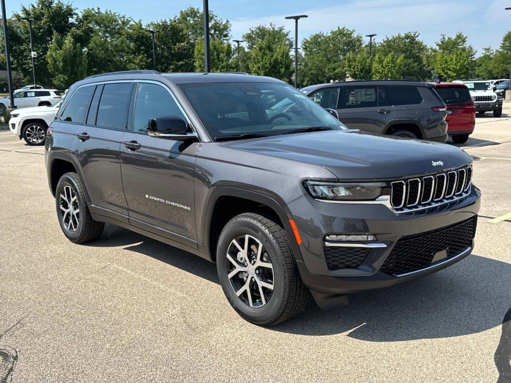 new 2025 Jeep Grand Cherokee car, priced at $45,263